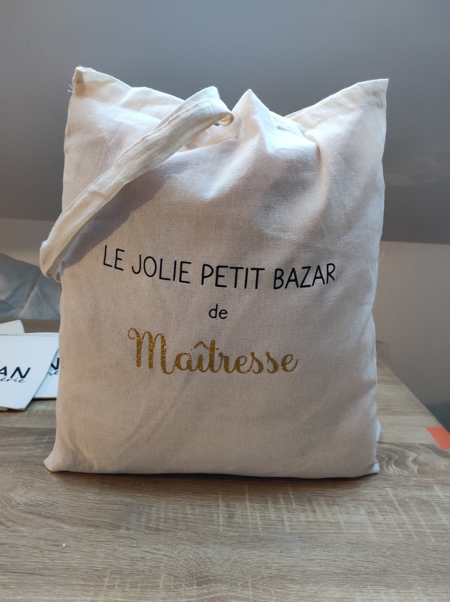 Tote bag " le jolie petit bazar"